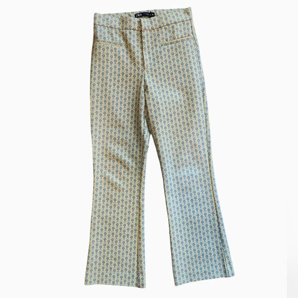 Zara Vibrant Green Fit and Flare Patterned Pants - Picture 2 of 4